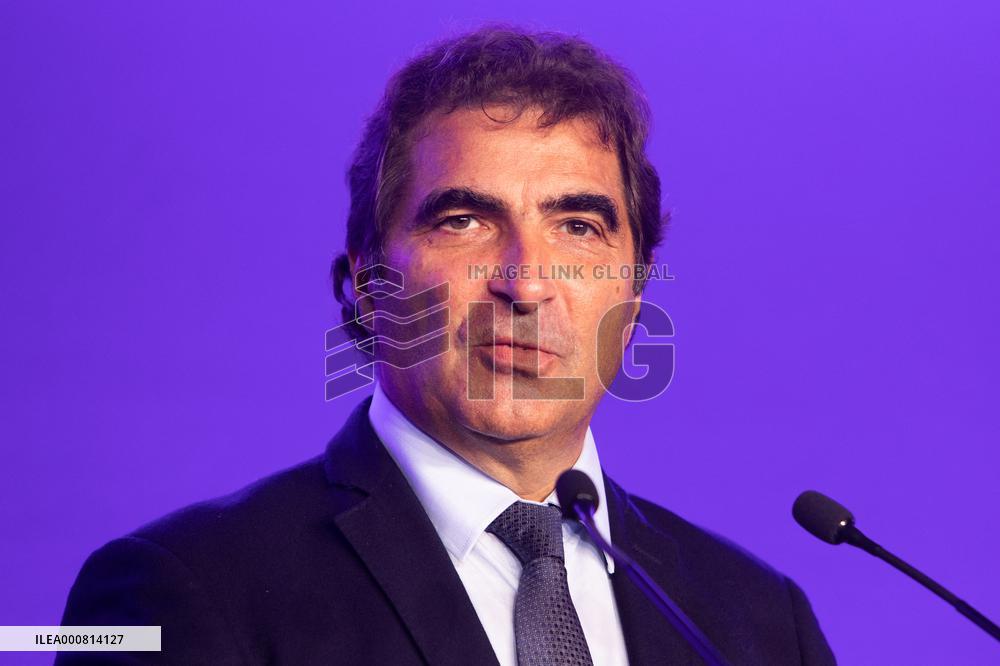 Christian Jacob gives a press conference - Paris