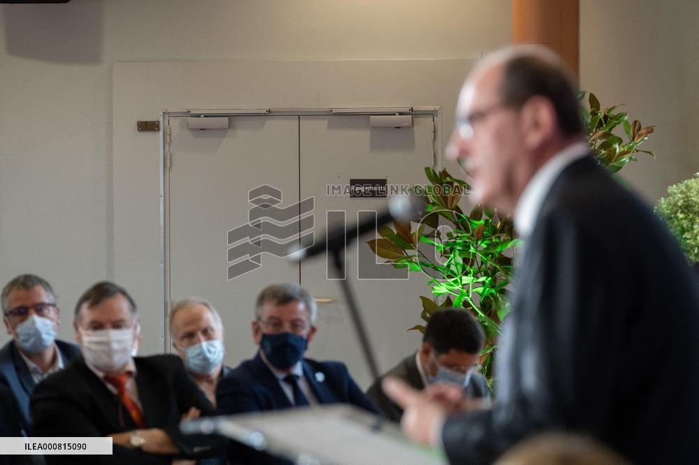 Jean Castex in Castres to announce the launch of Castres-Toulouse motorway