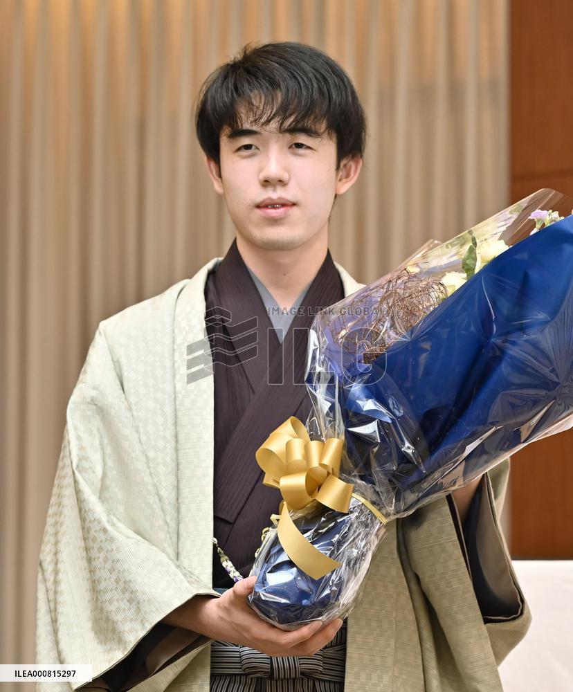 Fujii becomes youngest shogi player to hold 4 titles