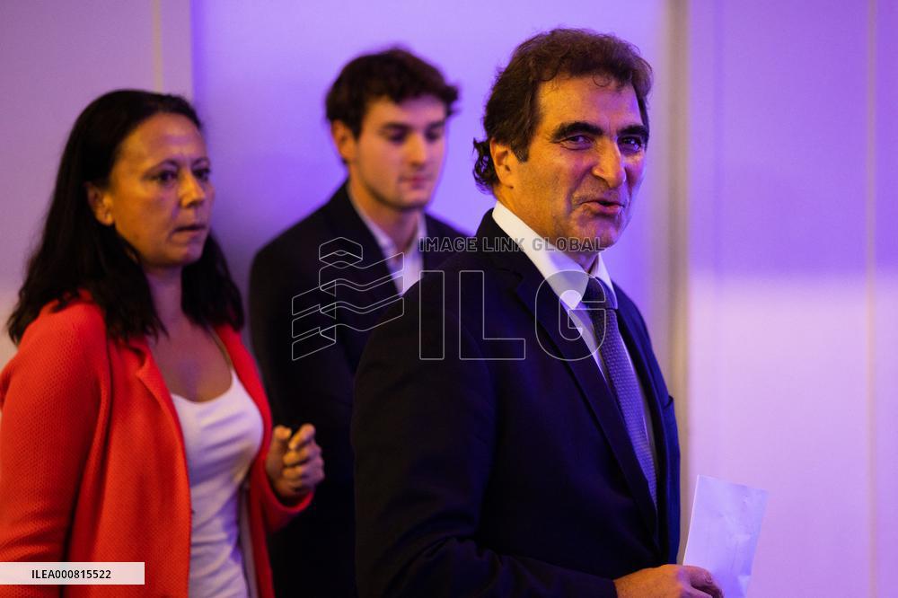 Christian Jacob gives a press conference - Paris