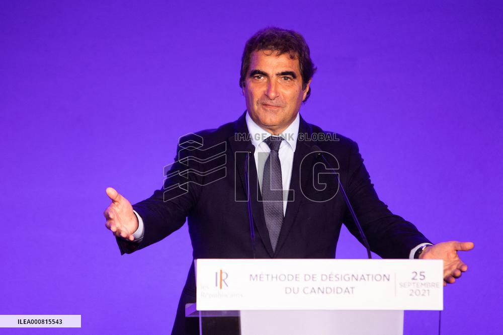 Christian Jacob gives a press conference - Paris