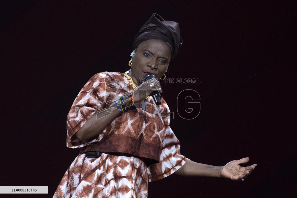 Global Citizen Live Paris - Angelique Kidjo and Ibrahim Maalouf