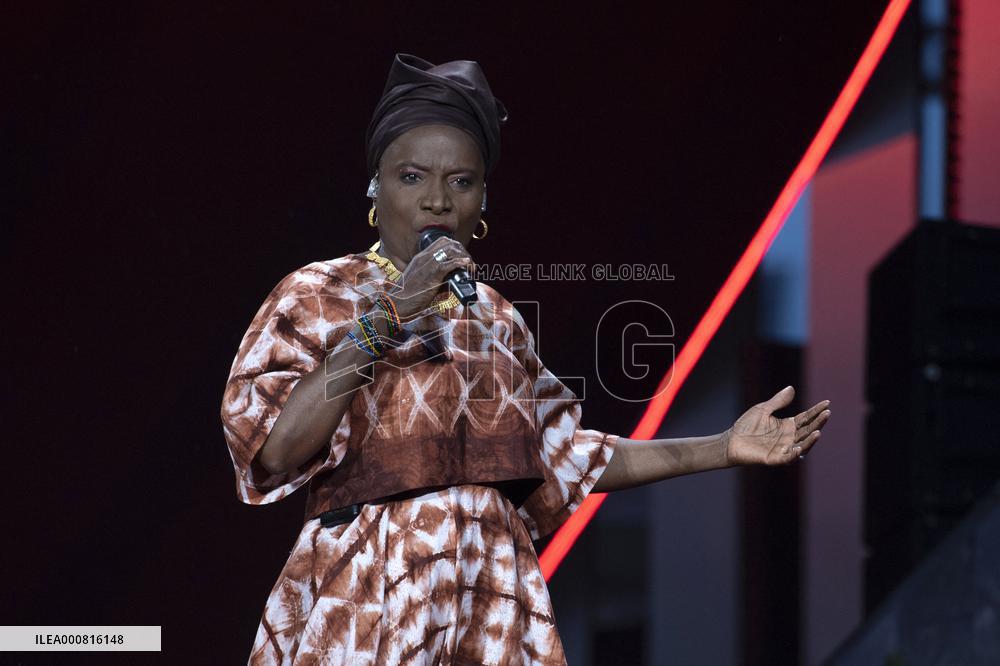 Global Citizen Live Paris - Angelique Kidjo and Ibrahim Maalouf