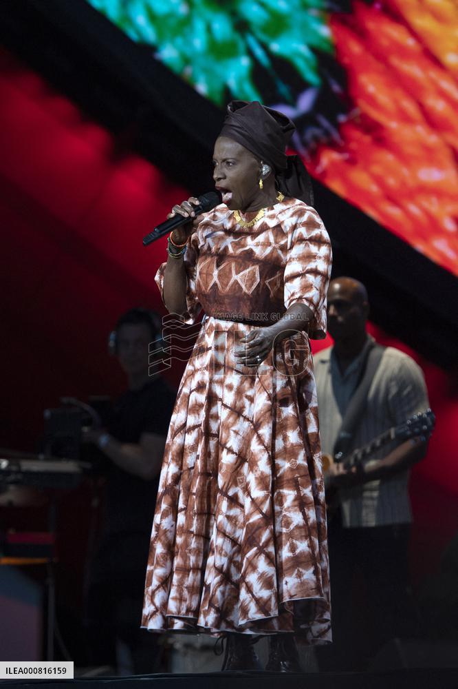 Global Citizen Live Paris - Angelique Kidjo and Ibrahim Maalouf