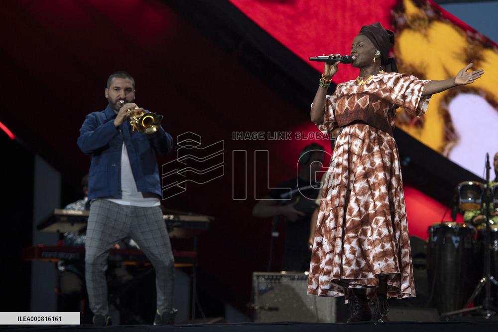 Global Citizen Live Paris - Angelique Kidjo and Ibrahim Maalouf