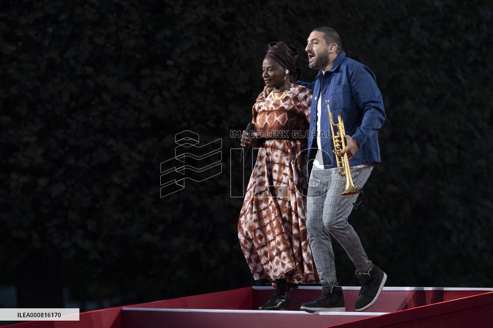 Global Citizen Live Paris - Angelique Kidjo and Ibrahim Maalouf