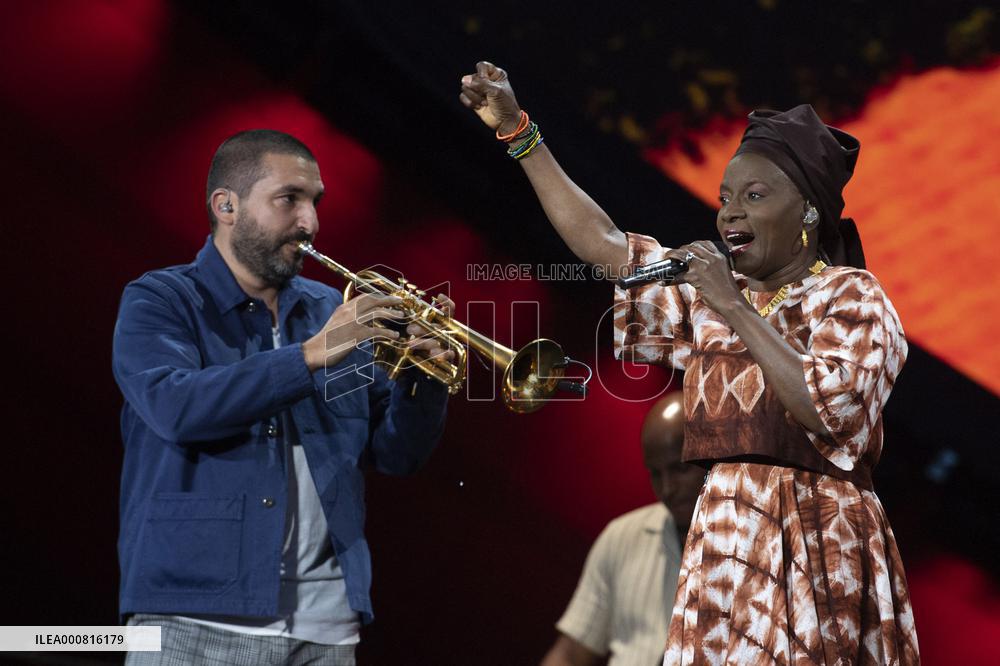Global Citizen Live Paris - Angelique Kidjo and Ibrahim Maalouf