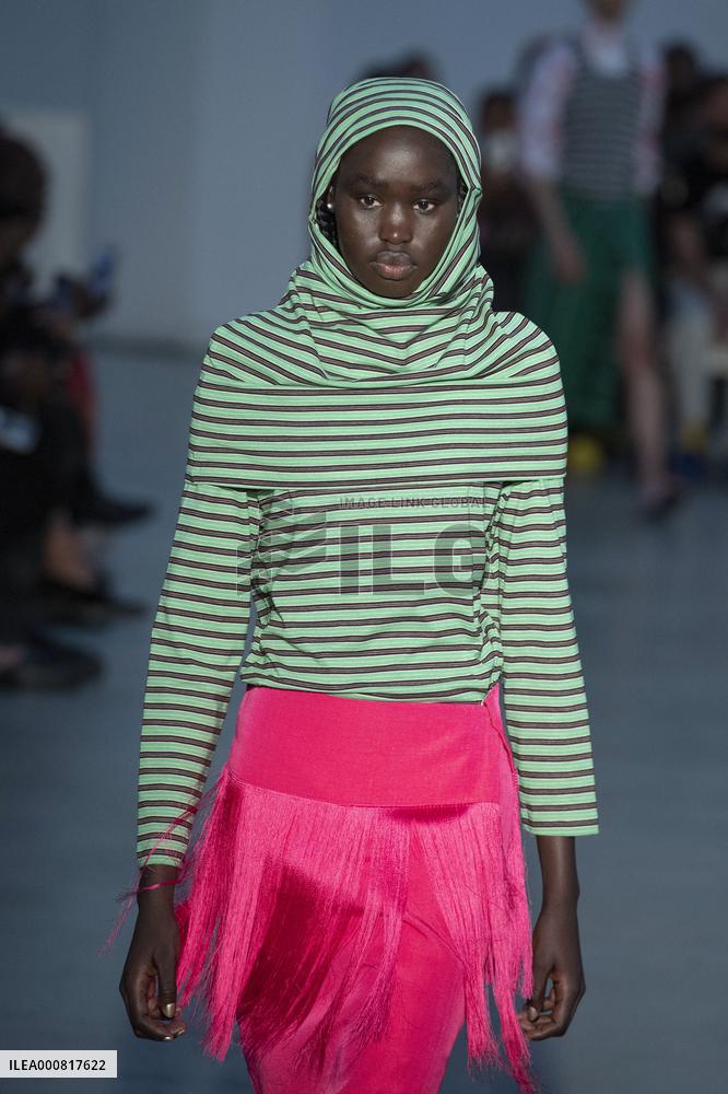 PFW - Kenneth Ize Runway