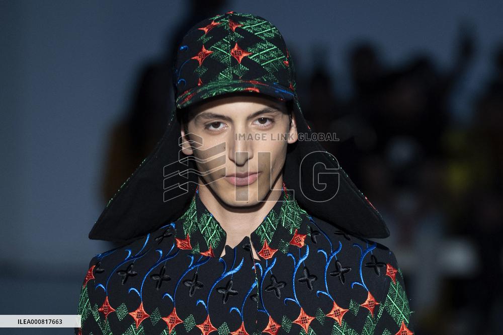 PFW - Kenneth Ize Runway