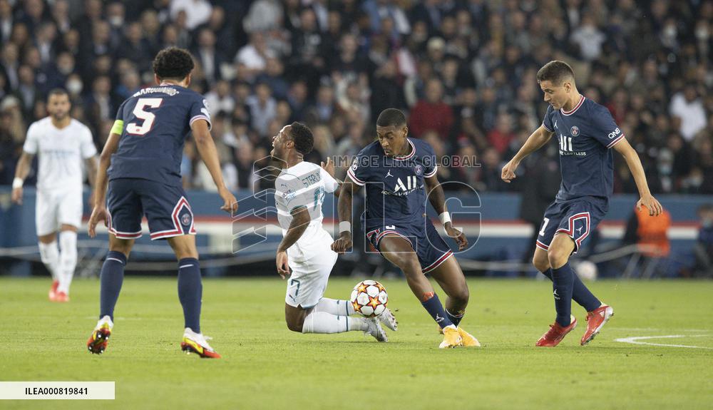 Champions League - PSG v Manchester City