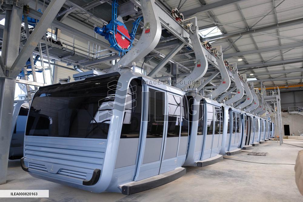 Teleo, the Urban 3S cable car in Toulouse
