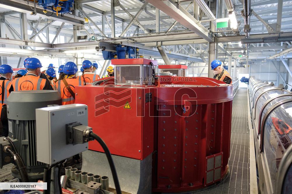 Teleo, the Urban 3S cable car in Toulouse