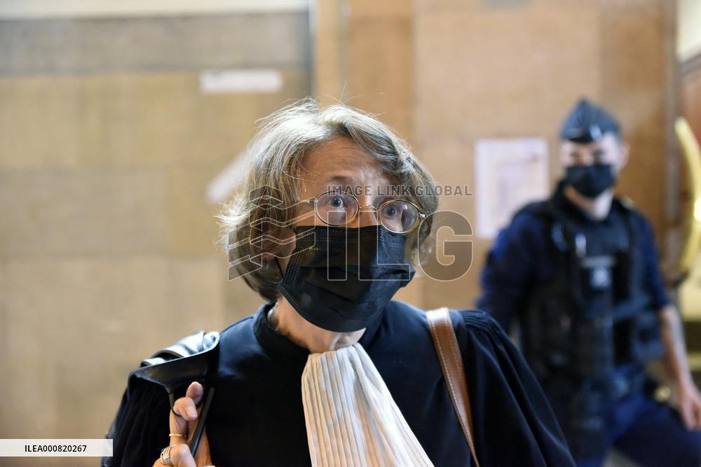 Extradition Trial of 7 Ex-Italian Red Brigades - Paris