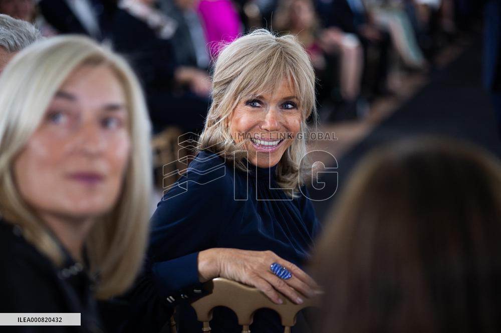 Fashion show for civilian amputees - Paris