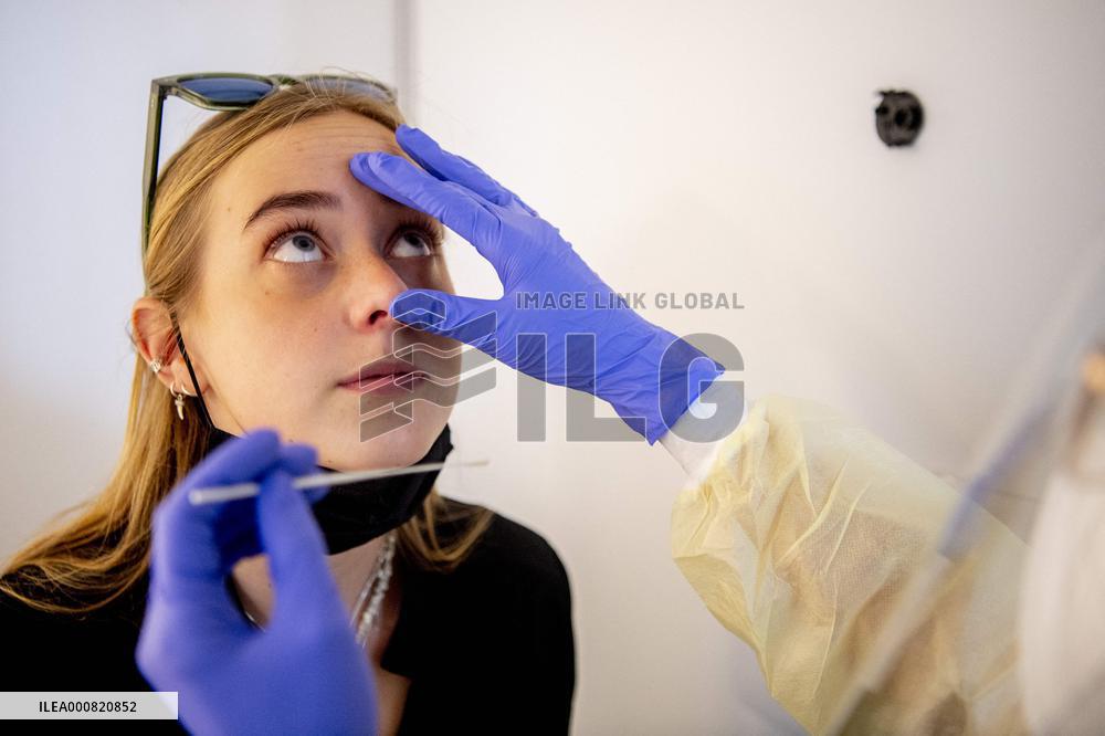 Coronavirus R-Number On The Rise - Netherlands