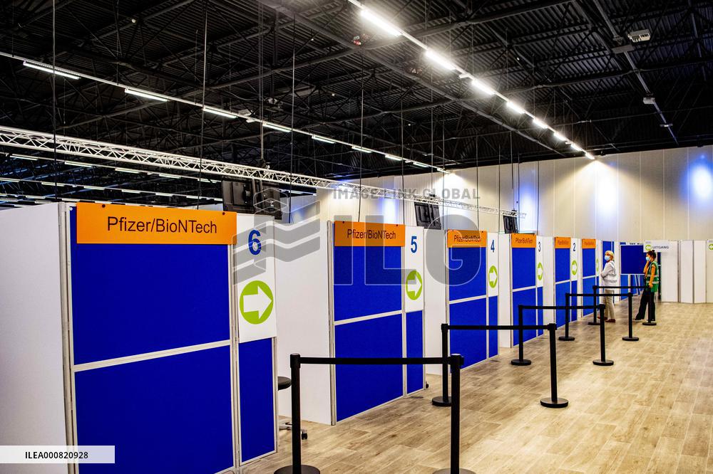 Illustration of Vaccination Center - Netherlands