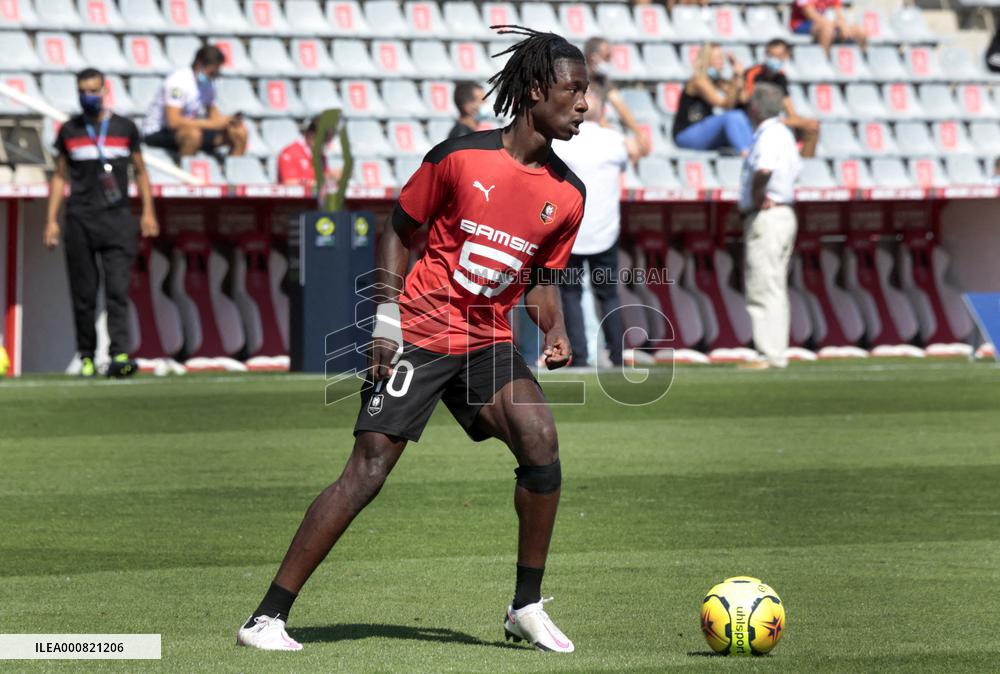 Real Madrid Sign France Teenager Eduardo Camavinga