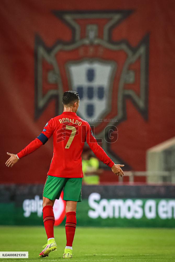 Cristiano Ronaldo Breaks International Goal Record