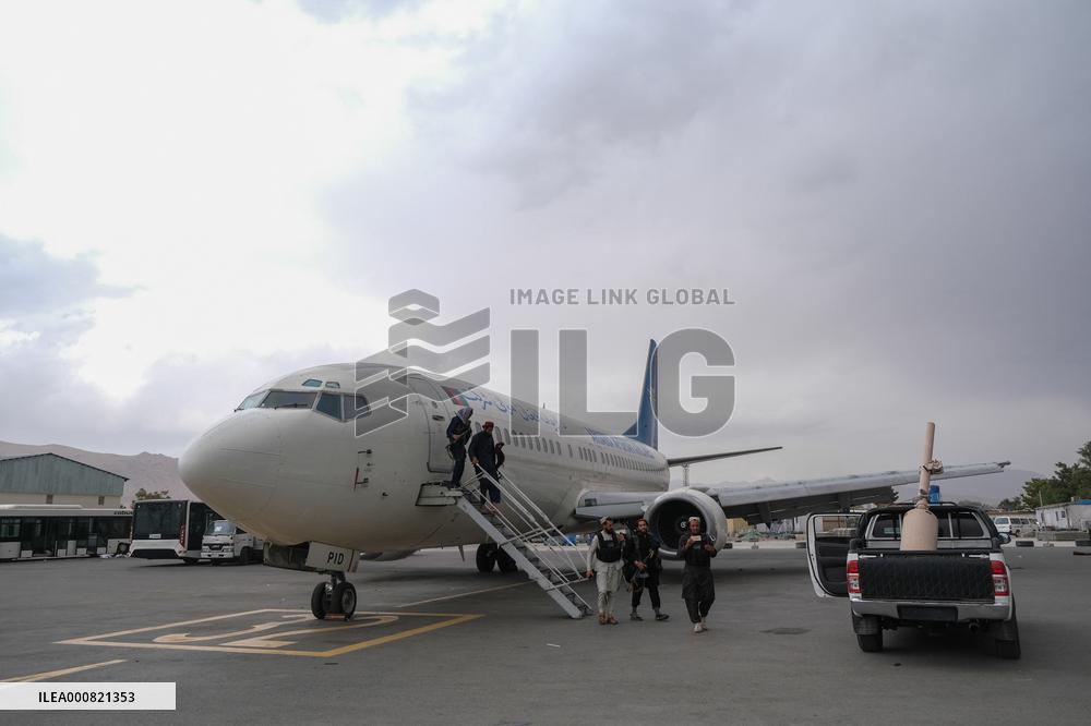 Taliban seize control of Kabul airport after US withdrawal