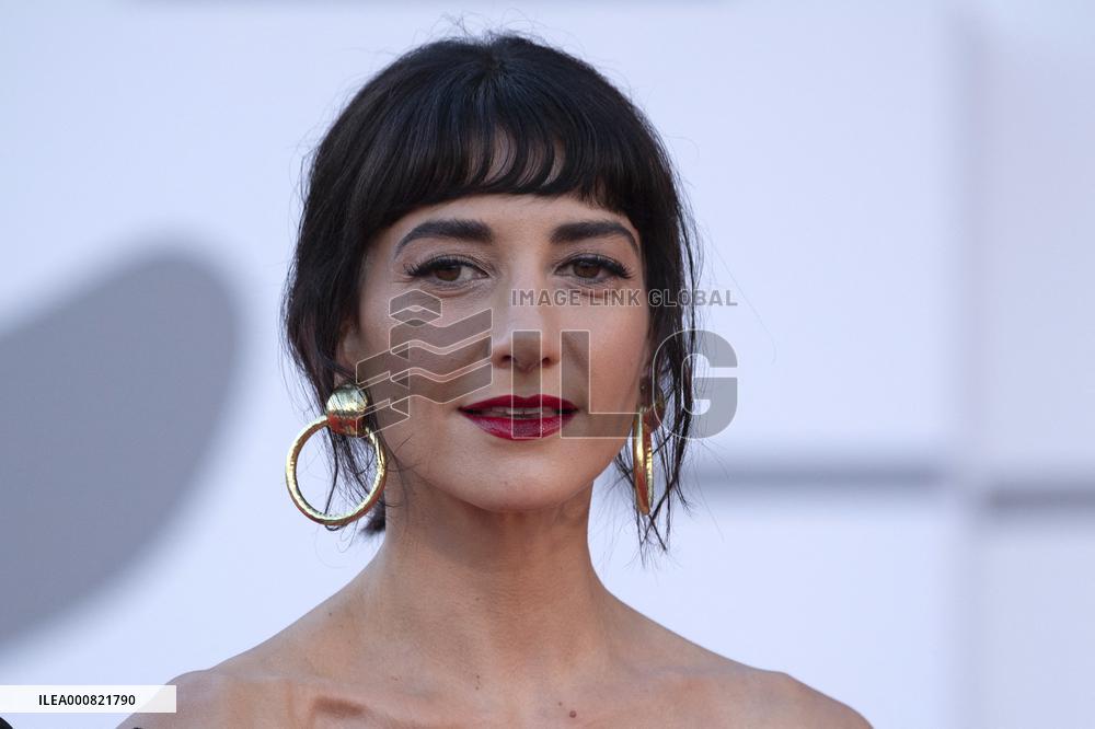 Venice - E Stata La Mano Di Dio Premiere AM