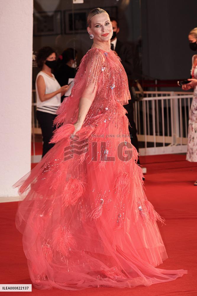 78th Mostra - E Stata La Mano Di Dio Premiere