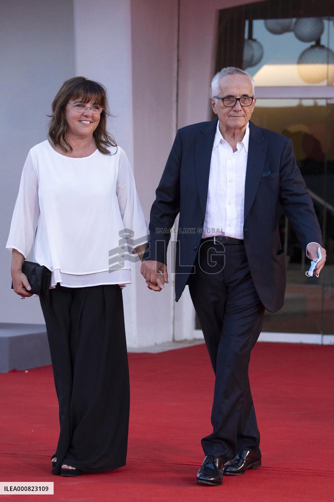 Venice - E Stata La Mano Di Dio Premiere AM