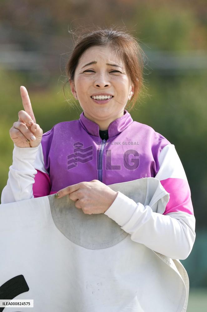 Horse racing: Miyashita Japan's first female jockey with 1,000 wins