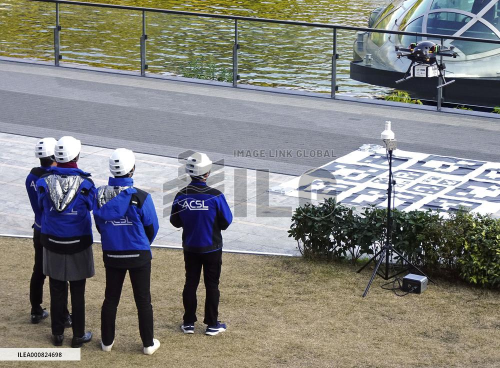 Test for food delivery by drone