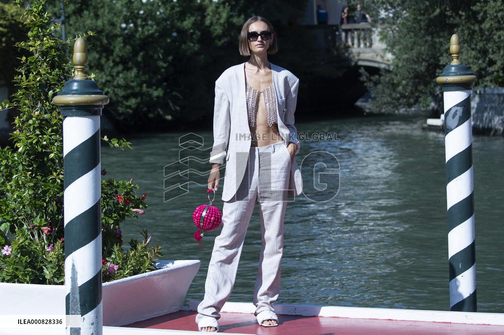 Venice - Arrivals Beatrice Brusco AM