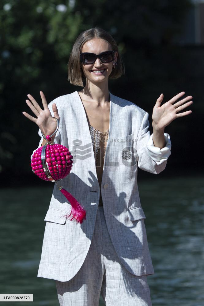 Venice - Arrivals Beatrice Brusco AM