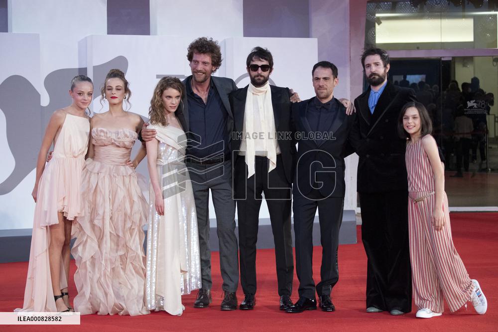 Venice - America Latina Premiere AM