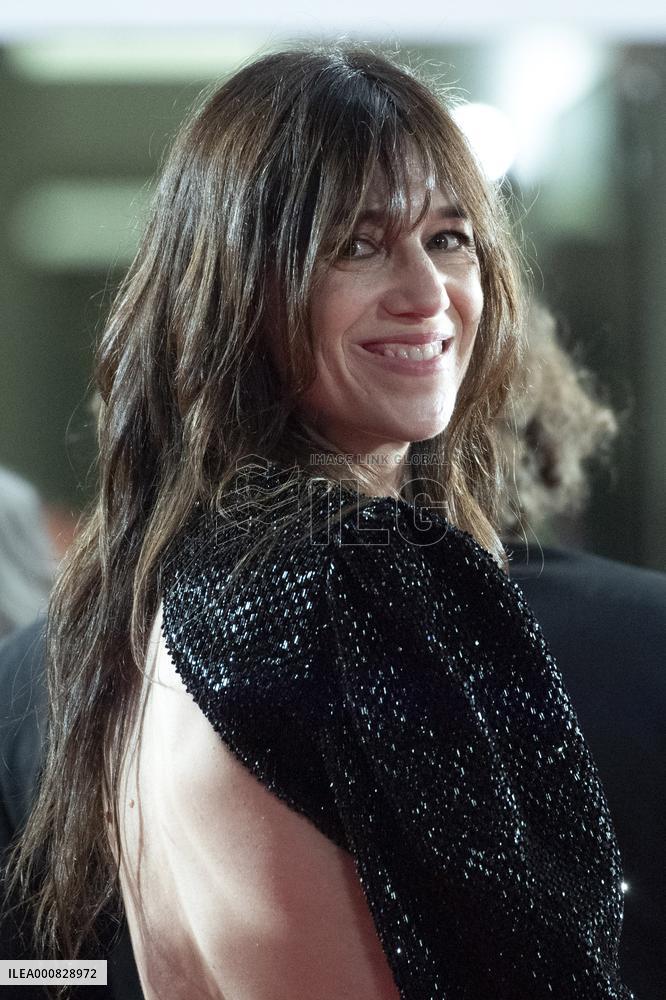 Venice - Les Choses Humaines Premiere AM