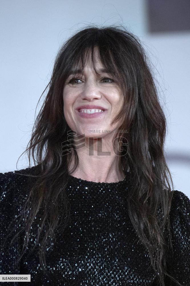 Venice - Les Choses Humaines Premiere AM