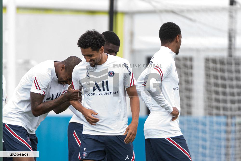 PSG Training Session - Saint Germain en Laye