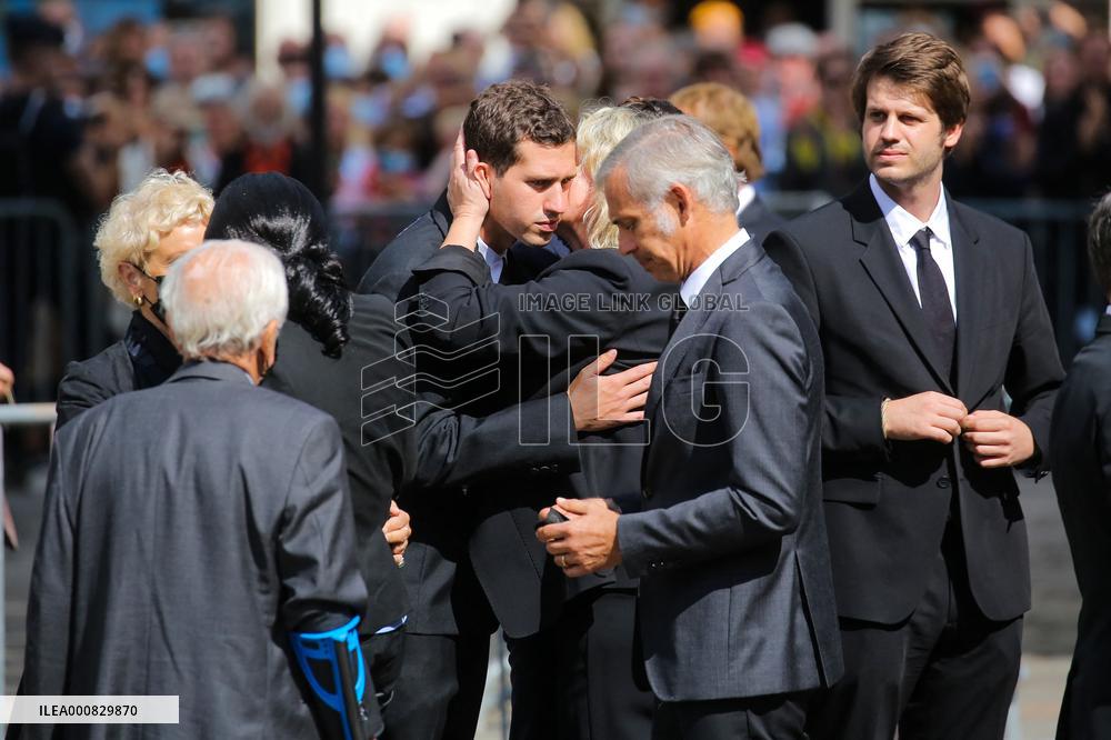 Jean-Paul Belmondo Funeral - Paris - Exit