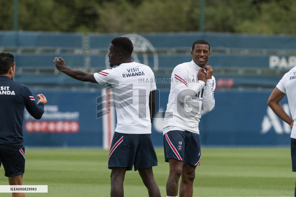 PSG Training Session - Saint Germain en Laye