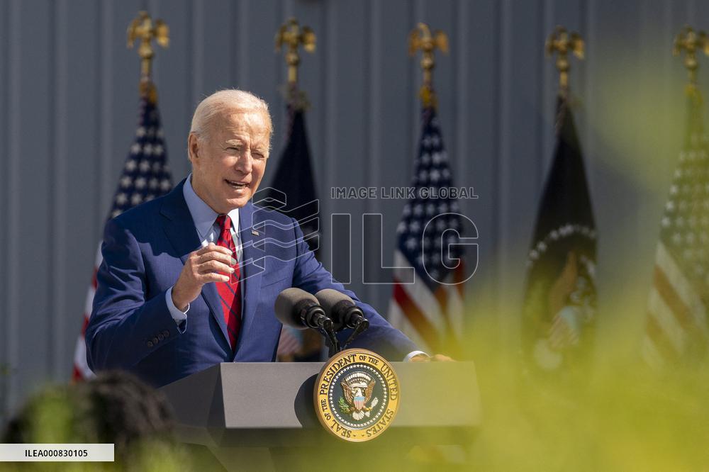 President Biden and First Lady Jill Biden Visit School