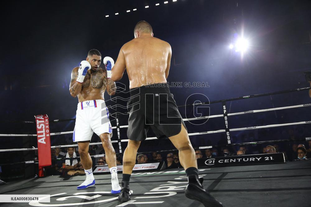 La Conquete Boxing Match - Paris