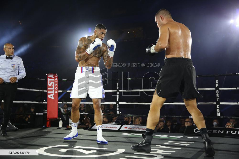 La Conquete Boxing Match - Paris