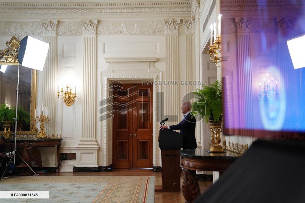 President Biden Defends Afghan Exit - Washington