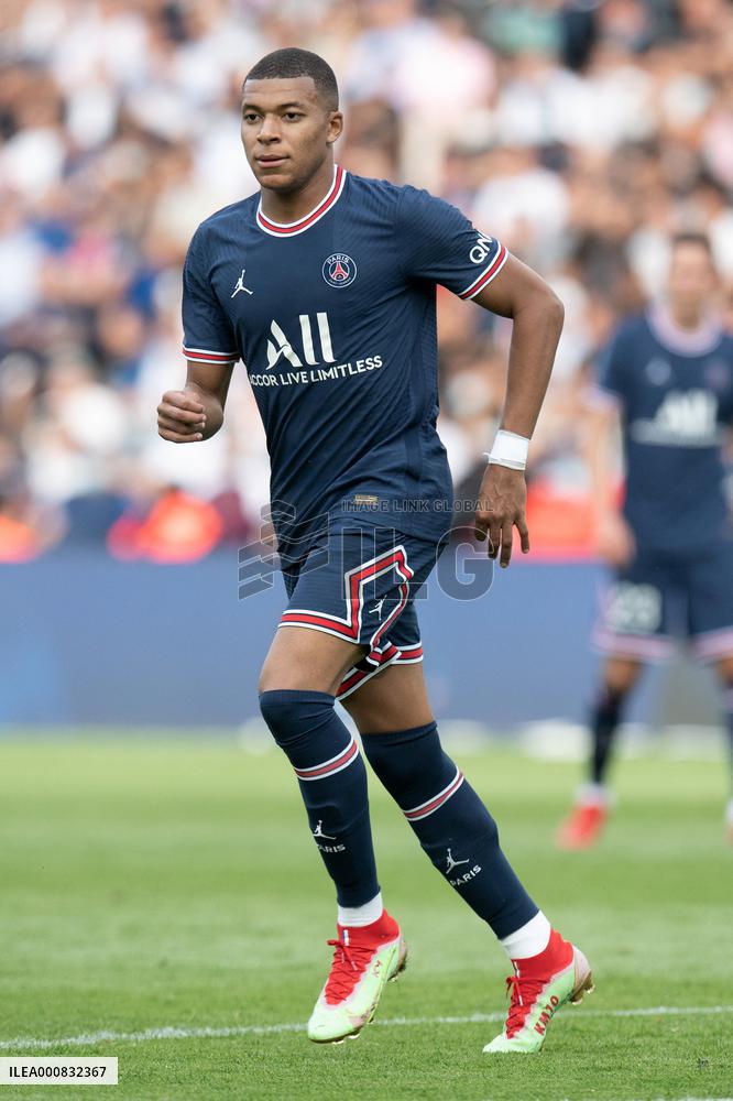 Ligue 1 - Paris Saint-Germain v Clermont - Paris