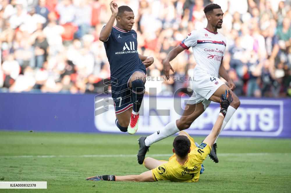 Ligue 1 - Paris Saint-Germain v Clermont - Paris