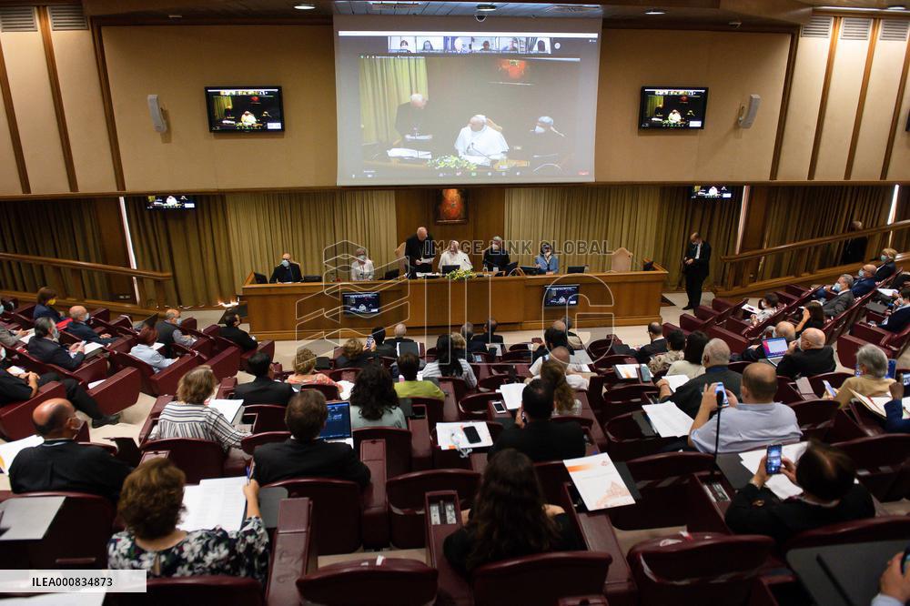 Pope Francis During Audience - Vatican