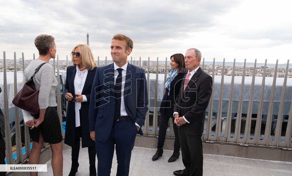 President Macron During Wrapped Arc De Triomphe Inauguration - Paris
