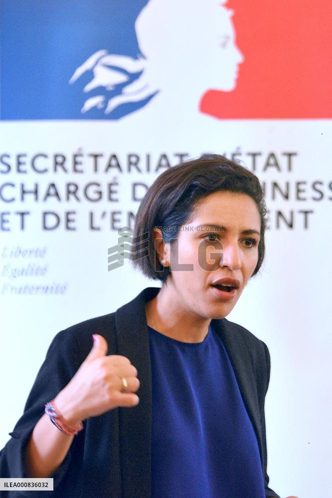 Sarah El Hairi And Young People Franco-German Office for Youth - Strasbourg