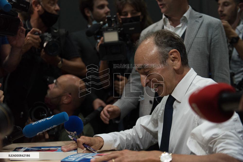 Eric Zemmour presents his new book in Toulon - South of France