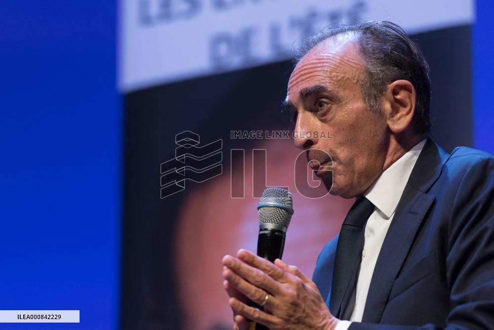 Eric Zemmour presents his new book in Toulon - South of France