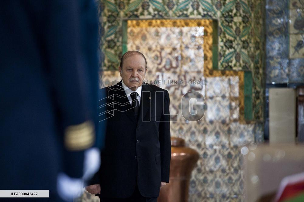 Funeral Of Algeria's Former Head Of State Ali Kafi - Algiers