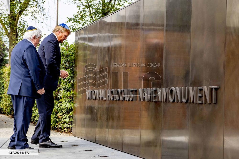 Dutch King unveils Holocaust name monument - Amsterdam