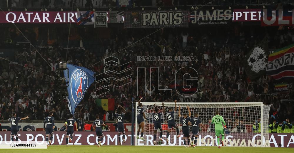 Ligue 1 - Paris Saint Germain v Olympique Lyonnais